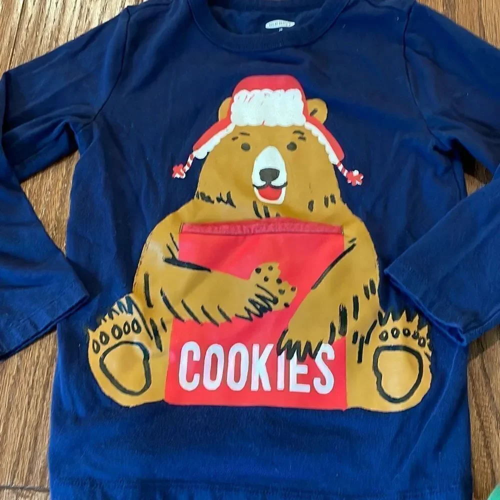 Boys 4-5t long sleeve shirt bundle Christmas holiday theme